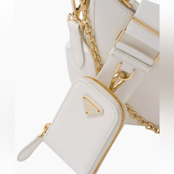 Prada new in box Reidition 2005 - Picture 3 of 11